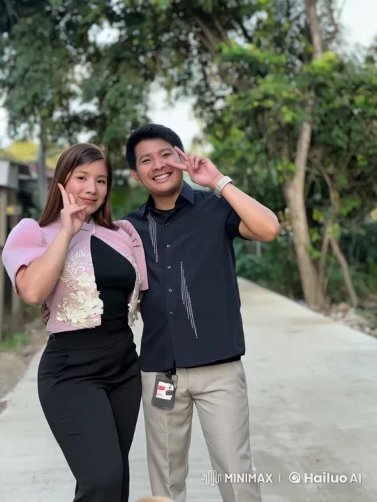 Couple Performs Synchronized Kung Fu in Lush Greenery – AI Generated Video | Hailuo AI