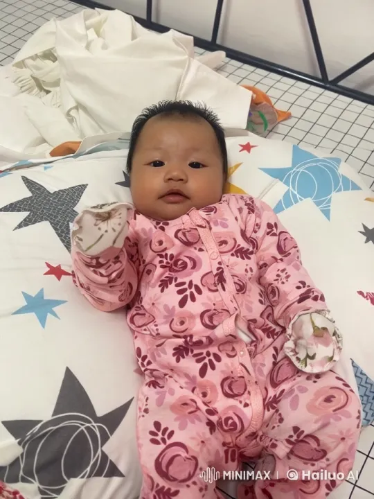Baby Enacts Joyful Dance and Kungfu Moves in Cozy Setting – AI Generated Video | Hailuo AI