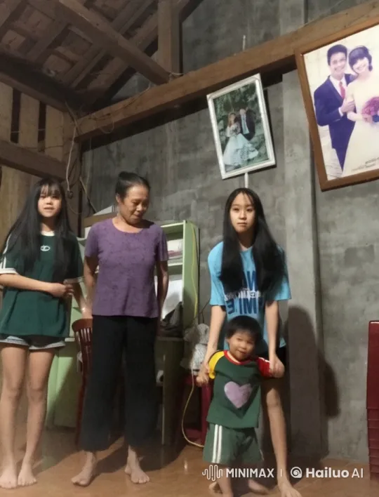 Animated Family Fight in a Traditional Home Setting – AI Generated Video | Hailuo AI