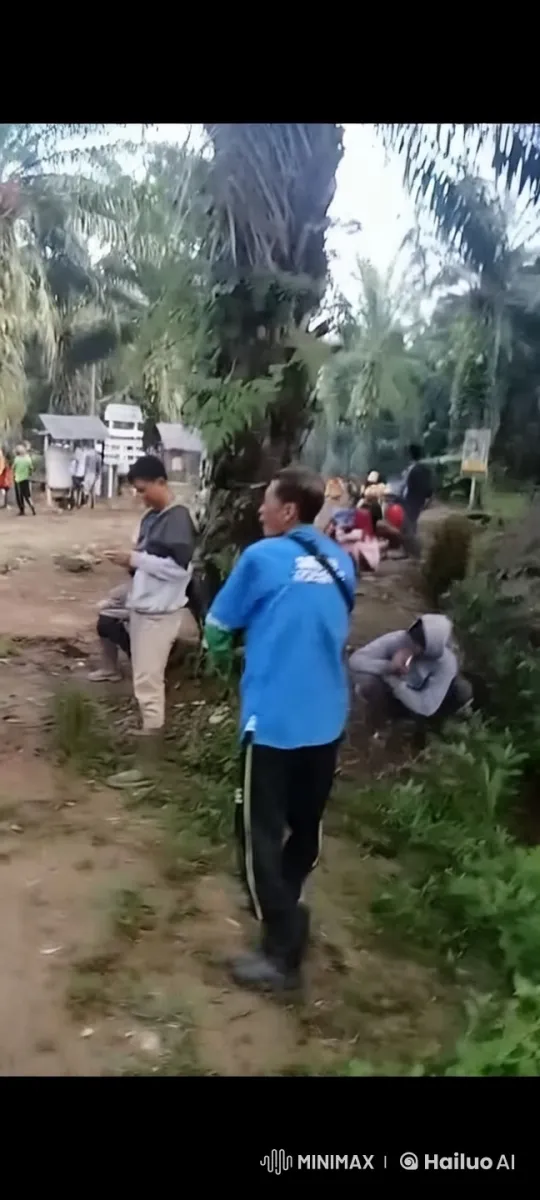 Kungfu Practitioners Displaying Skills in Forest Setting – AI Generated Video | Hailuo AI