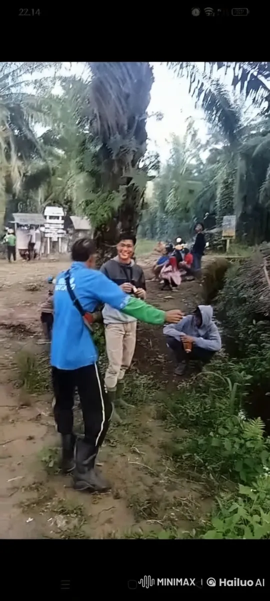 Massive Explosion and Chaos in Outdoor Gathering – AI Generated Video | Hailuo AI
