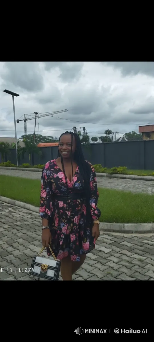 Live2D Video: Woman in Floral Dress Performs Kung Fu – AI Generated Video | Hailuo AI