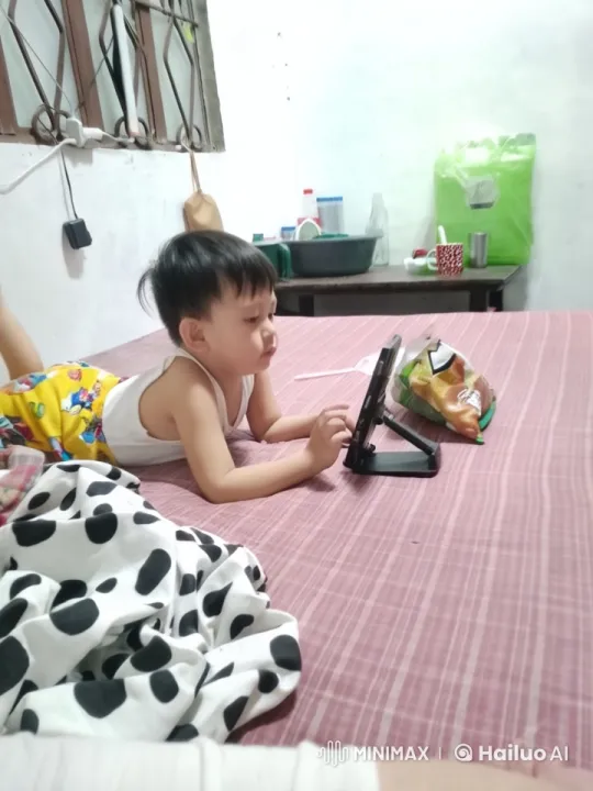 Child Practicing Kung-Fu in Cozy Bedroom – AI Generated Video | Hailuo AI