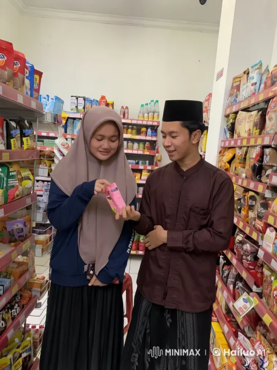 Grocery Store Kung Fu: Unexpected Martial Arts Scene – AI Generated Video | Hailuo AI