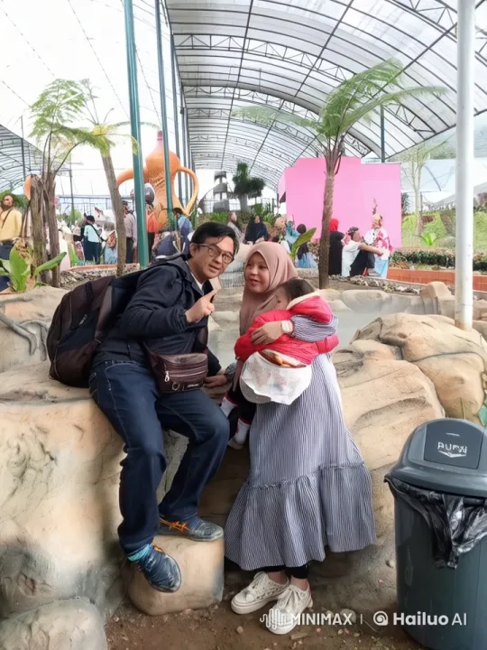 Family Enjoying Time in Animated Botanical Garden – AI Generated Video | Hailuo AI