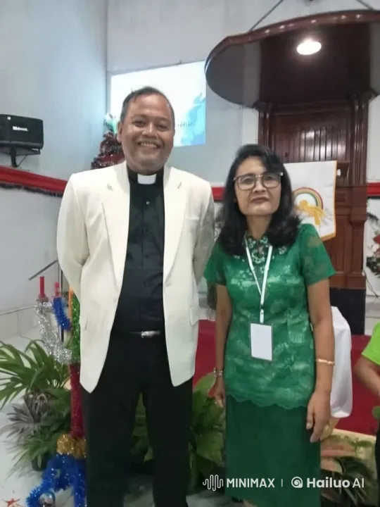 Church Event with Clergy and Woman in Green Dress – AI Generated Video | Hailuo AI