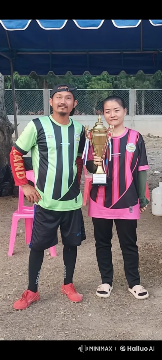 Colorful Sports Attire Kung Fu Showdown – AI Generated Video | Hailuo AI