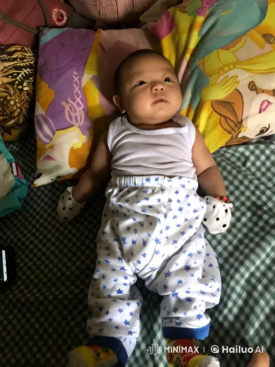 Baby Dancing and Playing on Colorful Sheet – AI Generated Video | Hailuo AI