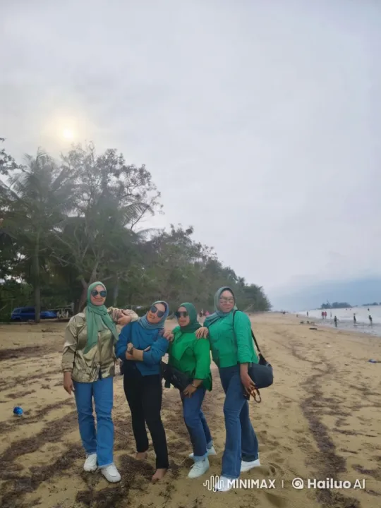 Beachside Kung Fu Display: Agility and Tradition – AI Generated Video | Hailuo AI