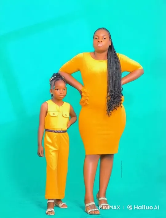Mother-Daughter Kung-Fu Fight in Live2D Animation – AI Generated Video | Hailuo AI