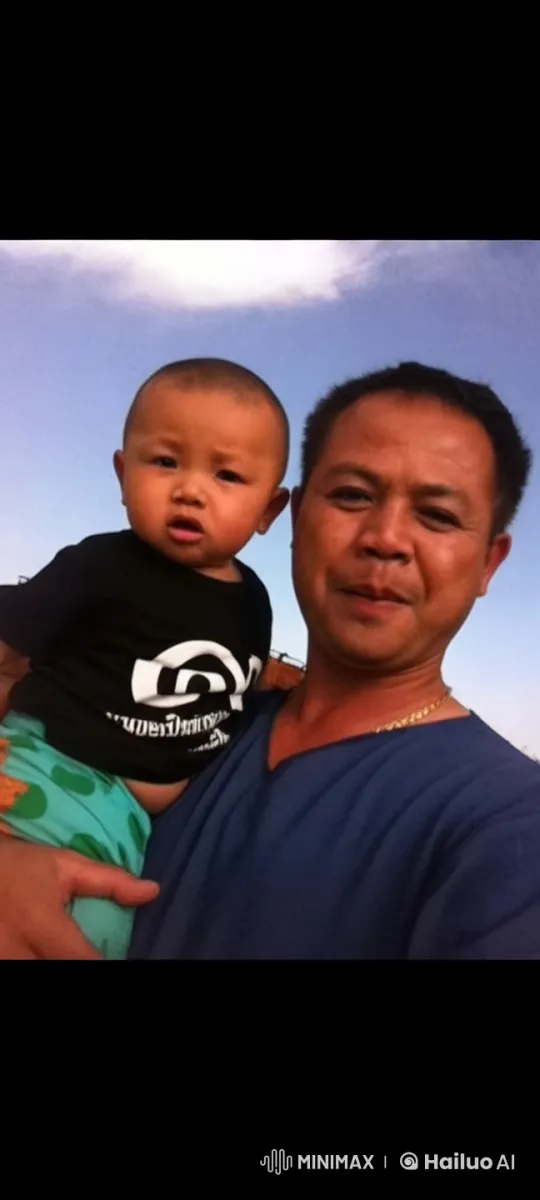 Live2D Animated Kung Fu Battle with Man and Child – AI Generated Video | Hailuo AI