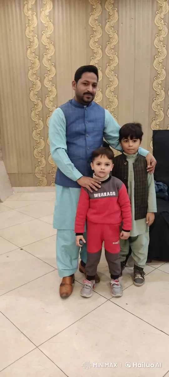 Traditional Family Bonding Moment Captured in Live2D Animation – AI Generated Video | Hailuo AI