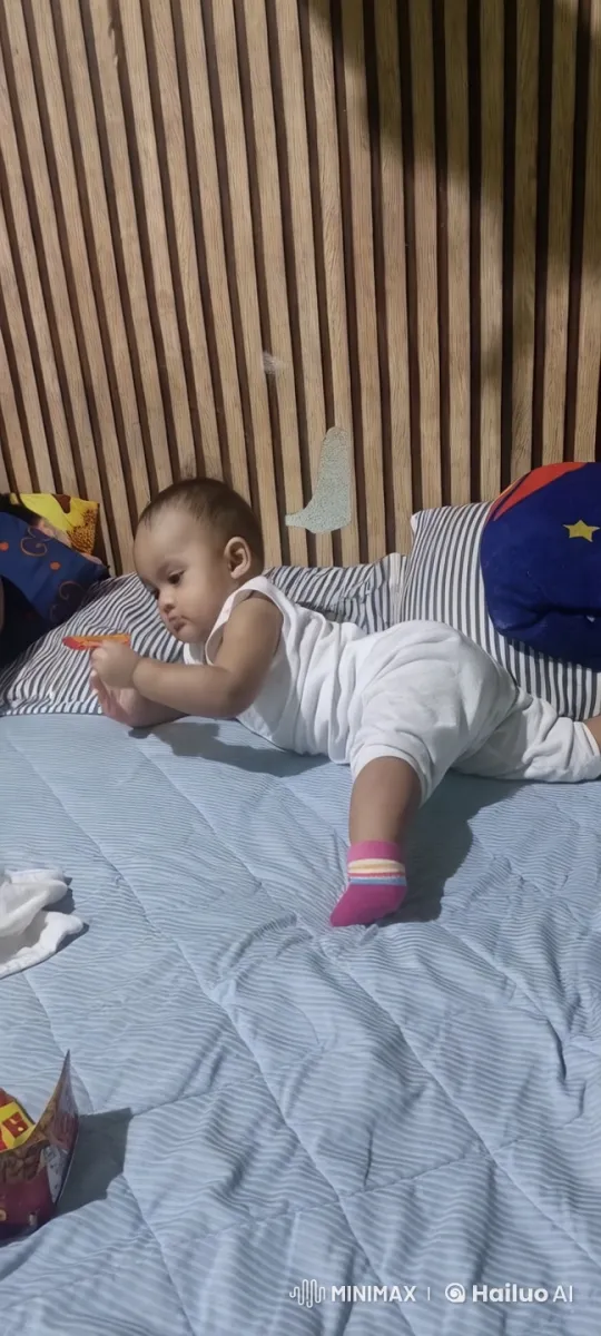 Baby's Playful Kungfu Practice in Cozy Bedroom – AI Generated Video | Hailuo AI