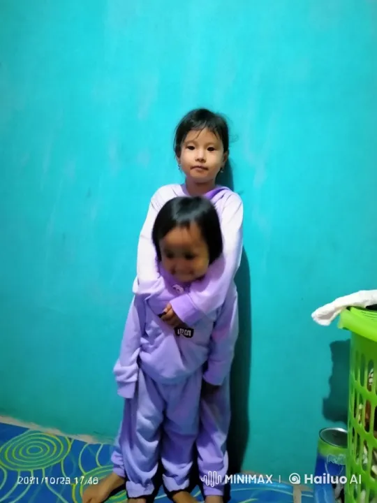 Children Practicing Kungfu in Purple Pajamas – AI Generated Video | Hailuo AI