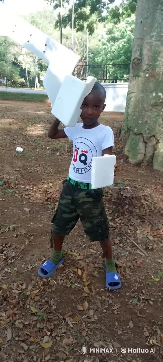 Boy Enacts Kung Fu Fight with Styrofoam Swords in Park – AI Generated Video | Hailuo AI
