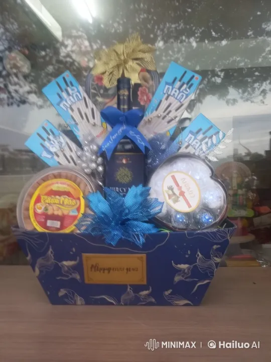 Elegant New Year Gift Basket Display in Live2D Animation – AI Generated Video | Hailuo AI