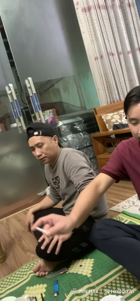 Live2D Martial Arts Showdown in Decorated Room – AI Generated Video | Hailuo AI