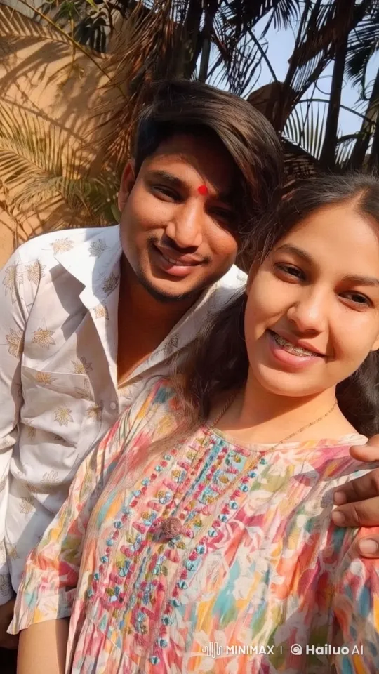 Affectionate Couple in Warm Sunlit Setting – AI Generated Video | Hailuo AI
