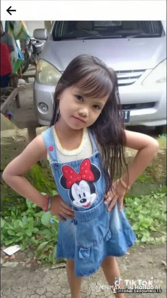 Young Girl Showcases Kungfu Skills in Live2D Animation – AI Generated Video | Hailuo AI