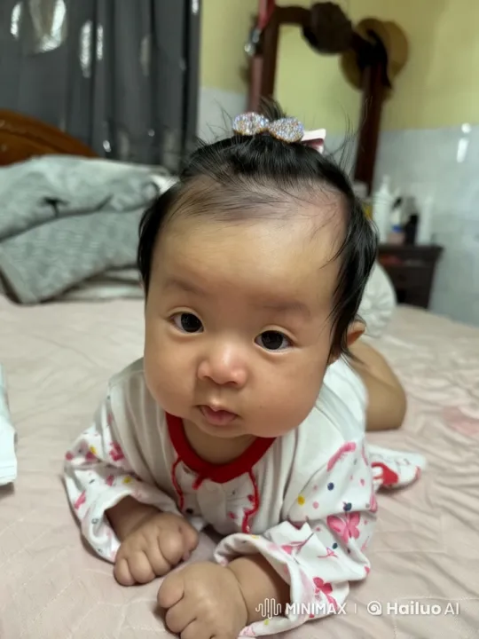 Baby's Energetic Kung Fu Performance in Cozy Bedroom – AI Generated Video | Hailuo AI