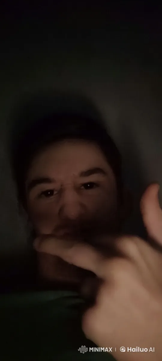 Live2D Hand Thumbs-Up with Subtle Movements – AI Generated Video | Hailuo AI