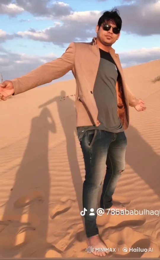 Sammy's Stylish Run in a Serene Desert Setting – AI Generated Video | Hailuo AI
