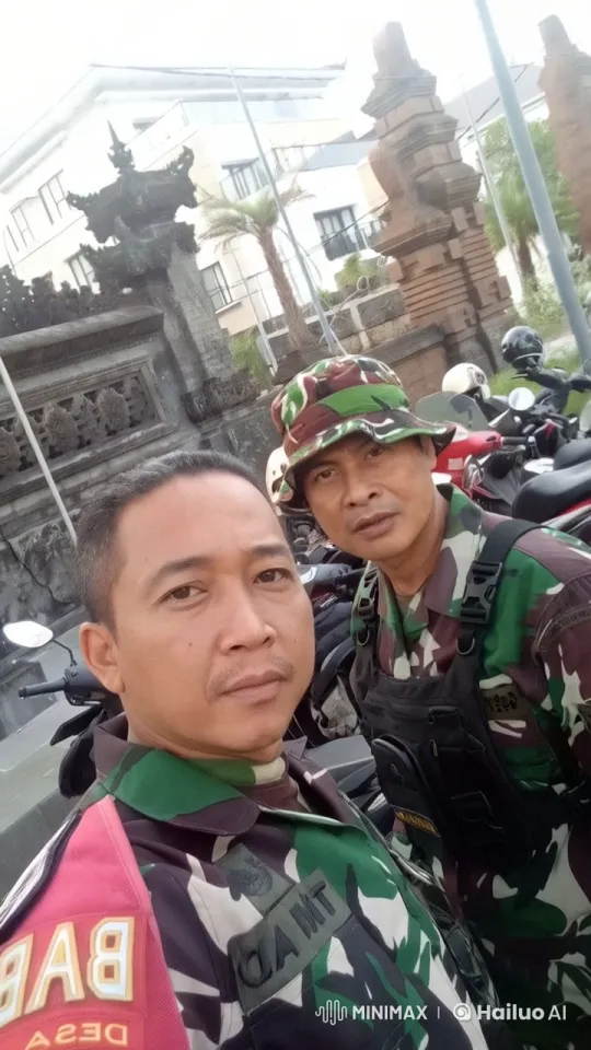 Military Individuals Fight in Ornate Stone Setting – AI Generated Video | Hailuo AI