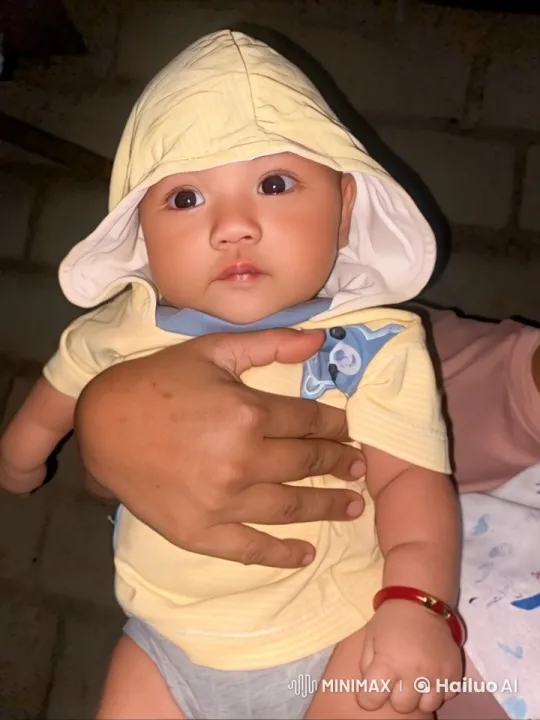 Baby Practicing Playful Kungfu in Live2D Animation – AI Generated Video | Hailuo AI