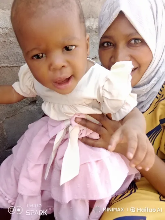 Baby Girl Reaches Out for Her Mother's Kiss – AI Generated Video | Hailuo AI