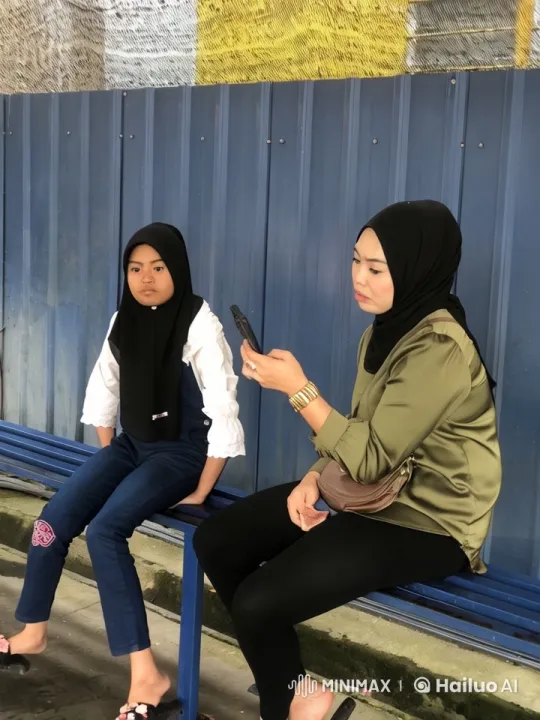 Live2D Animated Kungfu Fight Scene with Hijabi Characters – AI Generated Video | Hailuo AI