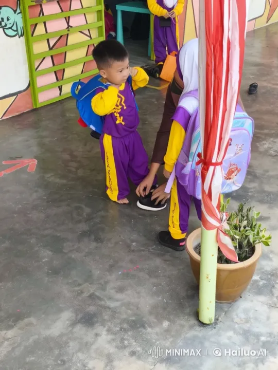 School Kids Practice Kung Fu in Live2D Animation – AI Generated Video | Hailuo AI