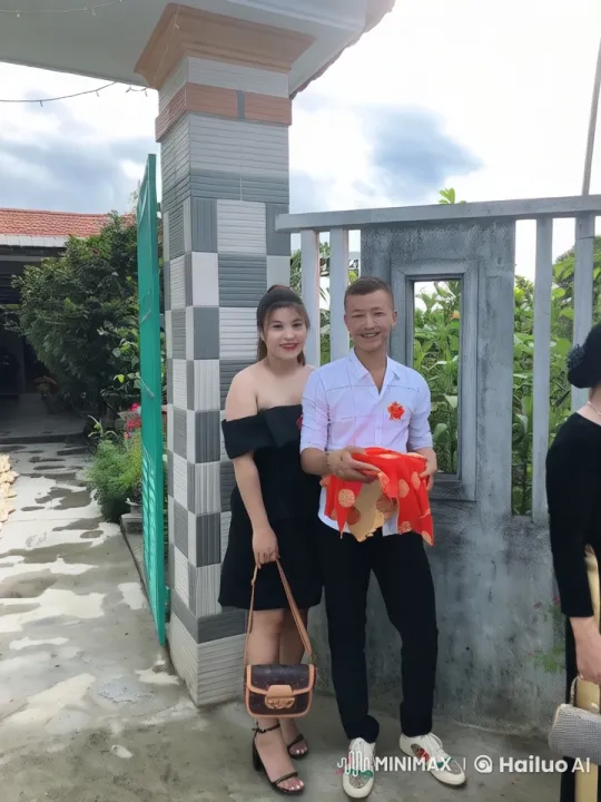 Couple Outside House with Kungfu Display – AI Generated Video | Hailuo AI