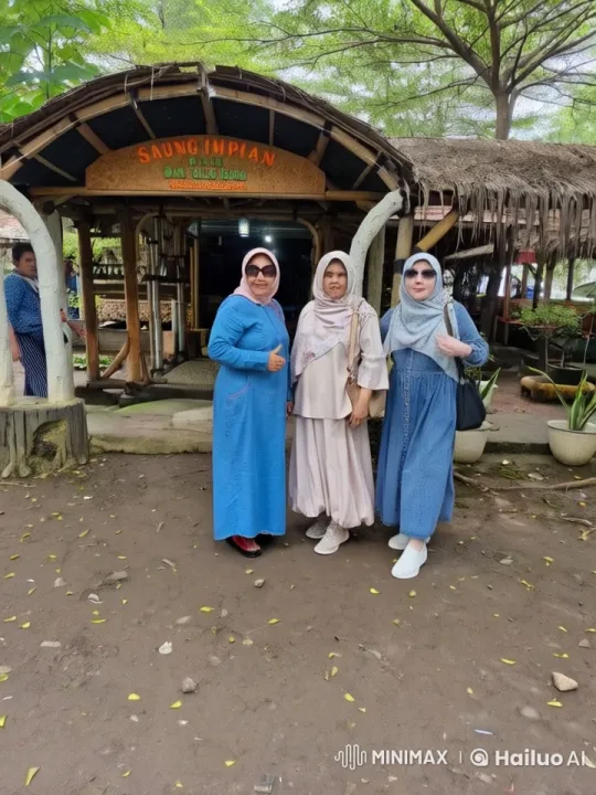 Traditional Women Pose with Dynamic Kungfu Display in Live2D – AI Generated Video | Hailuo AI