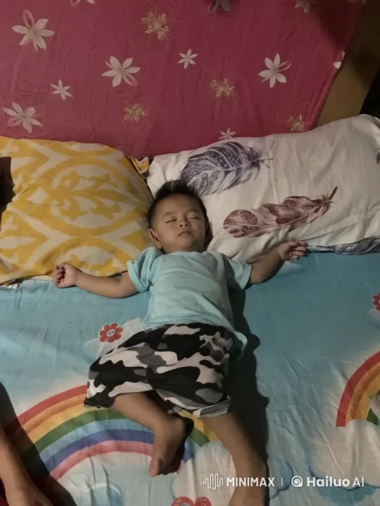 Child Wakes Up to Perform Kung Fu in Colorful Bedroom – AI Generated Video | Hailuo AI