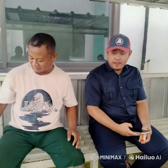 Martial Arts Sparring Session on a Bench – AI Generated Video | Hailuo AI