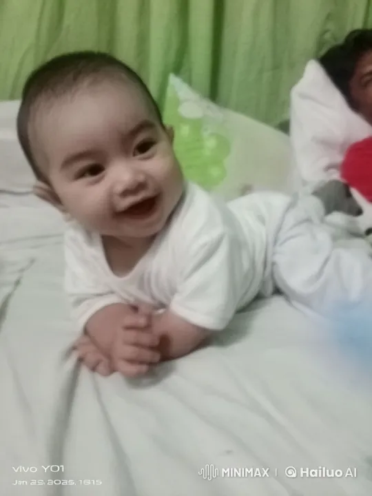 Baby's Joyful Dance and Play in Live2D Animation – AI Generated Video | Hailuo AI