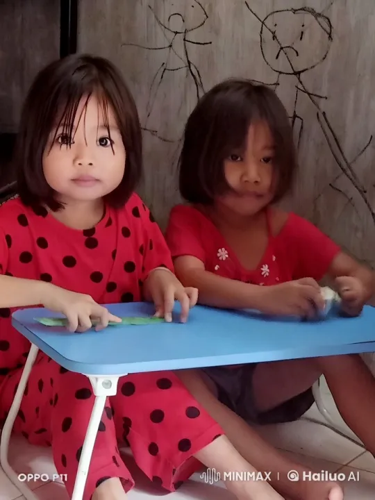 Two Children Imaginatively Play Kungfu Fighters – AI Generated Video | Hailuo AI