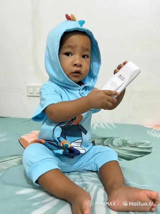 Toddlers Playful Antics in Cozy Dinosaur Hoodie – AI Generated Video | Hailuo AI
