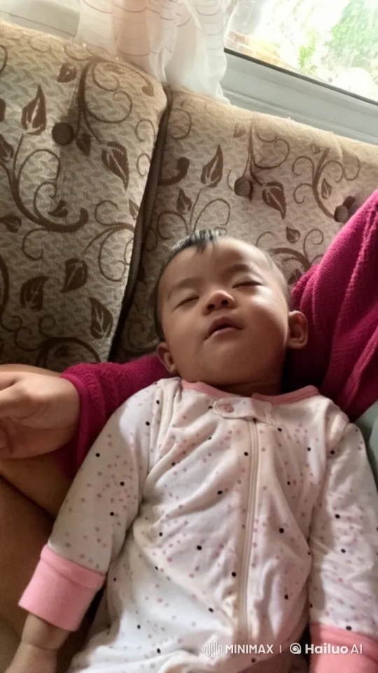 Baby Wakes Up and Dances Joyfully in Live2D Animation – AI Generated Video | Hailuo AI