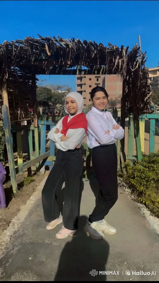 Rustic Archway Dance: Live2D Blend of Boxing and Kung Fu – AI Generated Video | Hailuo AI