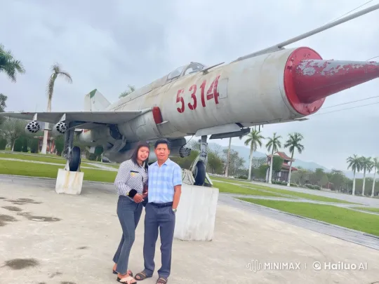 Couple by Weathered Military Jet in Live2D Animation – AI Generated Video | Hailuo AI