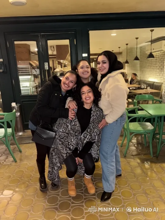 Friends Jamming in Cozy Café with Live2D Animation – AI Generated Video | Hailuo AI