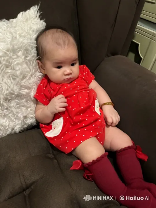 Baby's Joyful Dance and Boxing Routine – AI Generated Video | Hailuo AI