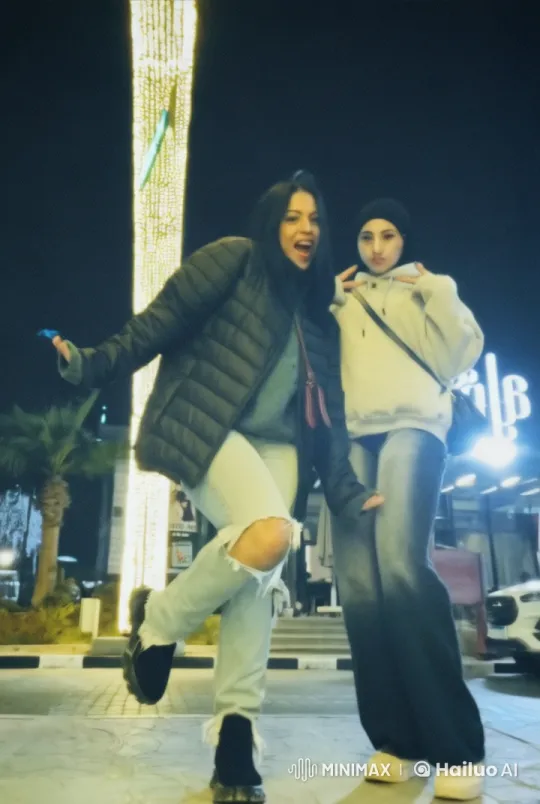 Nighttime Urban Kungfu Sparring in Live2D Animation – AI Generated Video | Hailuo AI