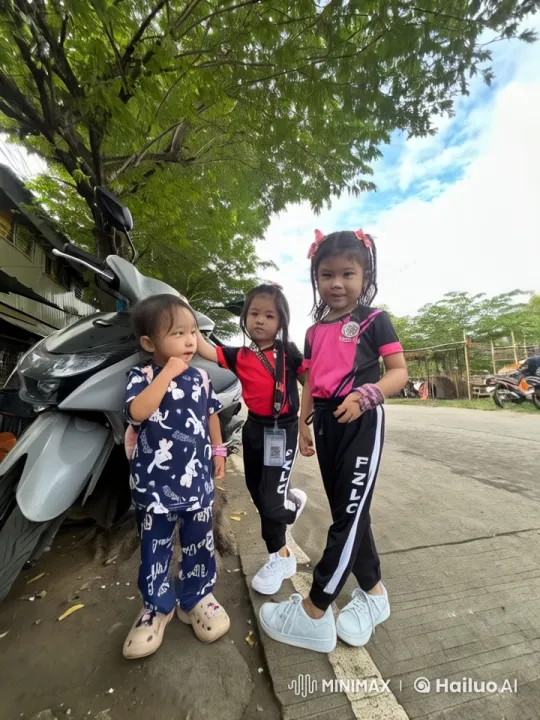 Children Perform Dance and Kungfu Moves Outdoors – AI Generated Video | Hailuo AI