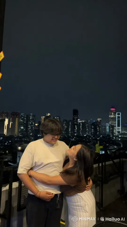 Night Cityscape Kung Fu Duo: Dynamic Wing Chun Choreography – AI Generated Video | Hailuo AI