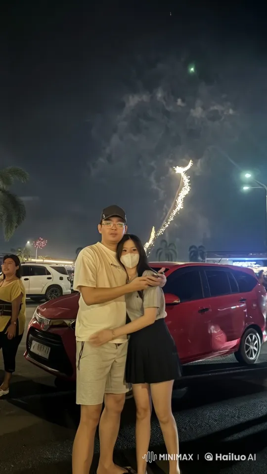Couple Showcases Kungfu in Fireworks-Lit Parking Lot – AI Generated Video | Hailuo AI