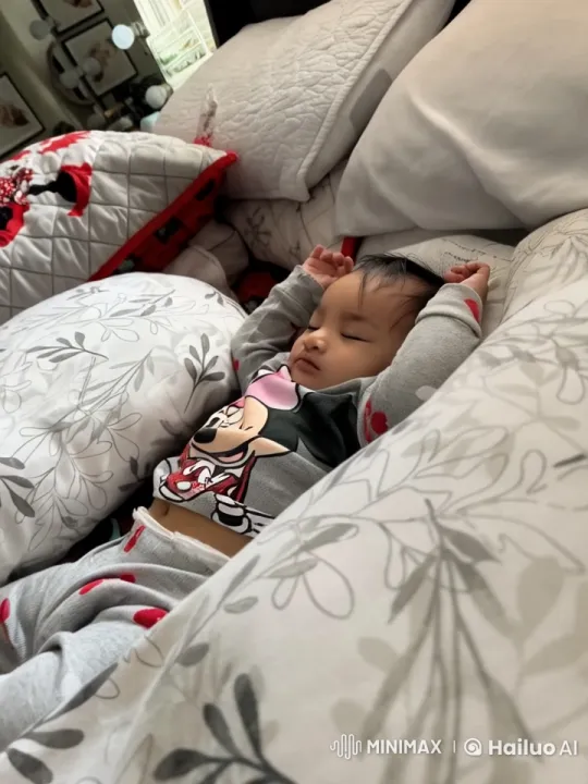 Child's Energetic Dance and Kung Fu Display in Bed Setting – AI Generated Video | Hailuo AI