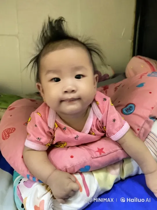 Baby Mimics Kung Fu with Playful Determination – AI Generated Video | Hailuo AI