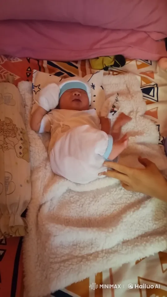 Baby's Playful Kungfu Dance on Blanket – AI Generated Video | Hailuo AI